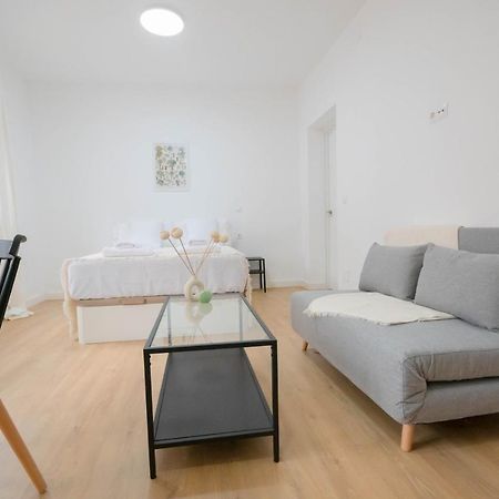 For You Rentals Encantador Y Unico Estudio Temporal En Tetuan Madrid Mlu1º1 Exterior photo