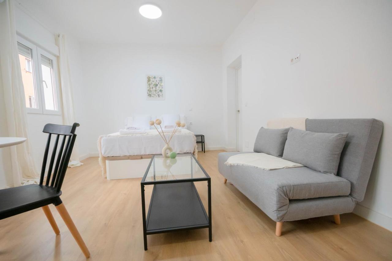 For You Rentals Encantador Y Unico Estudio Temporal En Tetuan Madrid Mlu1º1 Exterior photo